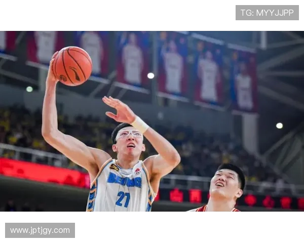 CBA足球赛在哪里看：在何处观看CBA足球赛事的直播与回放