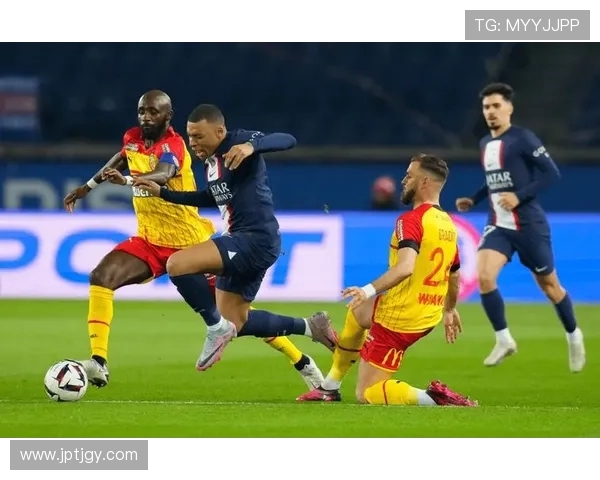 法甲顶级球员技术特点及战术贡献分析