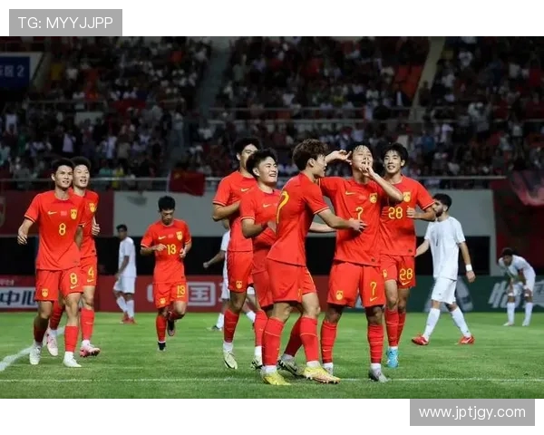 CCTV5全程直播世界杯赛事精彩瞬间 点燃激情与梦想